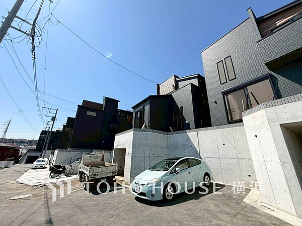 時間のゆとりと空間、爽やかな陽光がもたらす光と風を贅沢なまでに感じる暮らしが始まります。