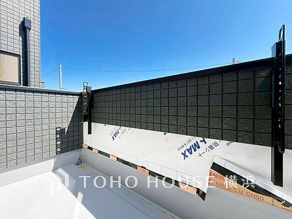お部屋にも爽やかな風と暖かく柔らかな日差しが差し込み、毎日の暮らしを豊かに彩ります。