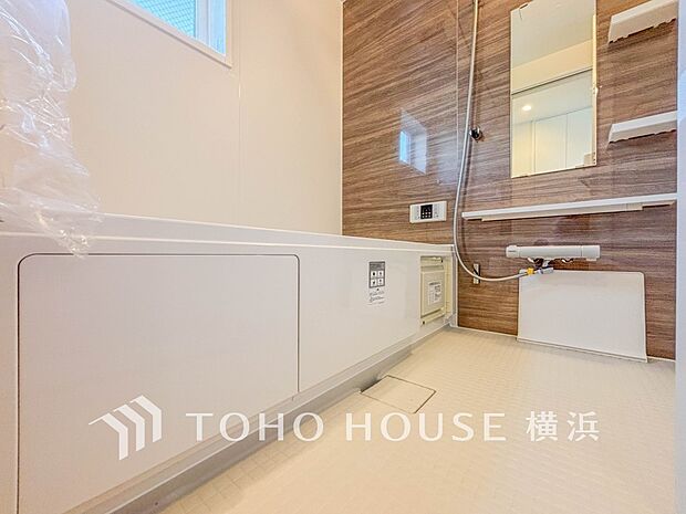 一日の疲れが癒される優雅な時間を堪能できるゆとりあるバスルームです。