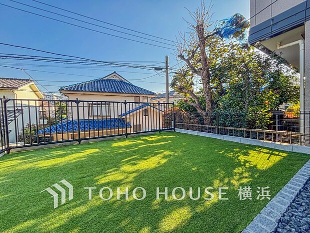 毎日の暮らしの中に癒しを与えてくれるお庭スペース。