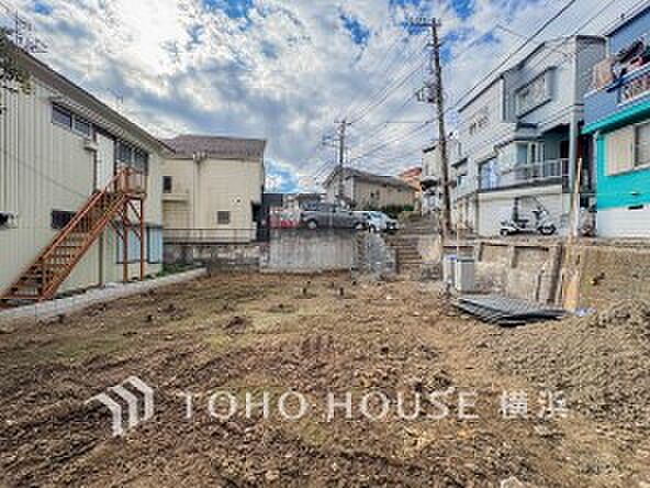 街並み全体のデザインへの拘りと充実した設備はきっとご満足いただける筈。(2025年11月撮影)