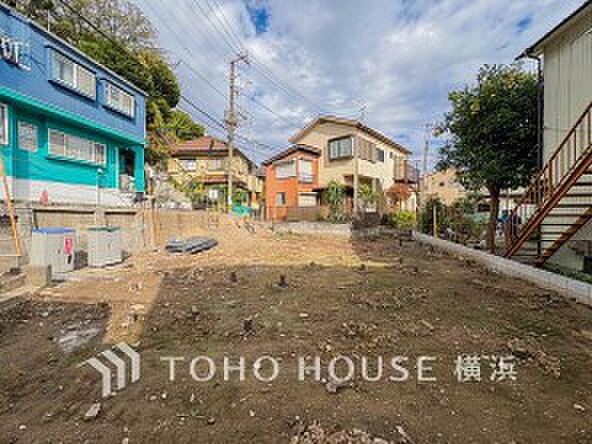 美しい街並みと穏やかな住環境でやすらぎの暮らしを叶えます。(2025年11月撮影)