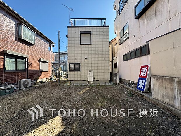 ここからご家族のかけがえのない想い出が作られることでしょう。(2025年11月撮影)