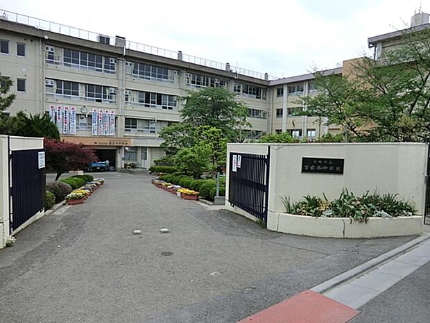 川崎市立宮前平中学校　1600m　 