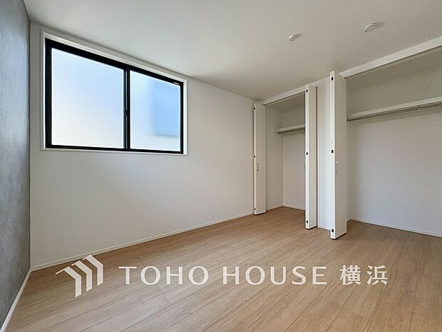 収納スペースもあり、生活しやすい居住スペースです。