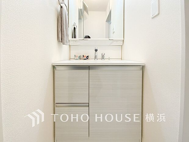 ご家族の1日が始まり、1日の終わりを締めくくる洗面空間。