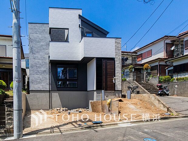 生活利便に優れた住環境に立地し、ゆとりある生活が送れます。