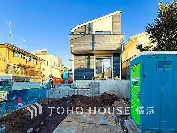 生活利便に優れた住環境に立地し、ゆとりある生活が送れます。