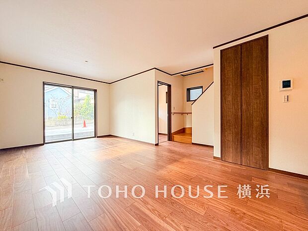 環境の良い場所にセンス良く暮らしたい、こだわりの室内には至福のシーンが繰り広げられます。