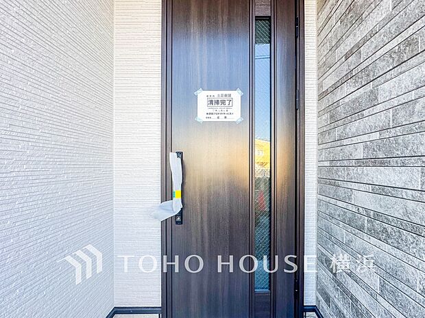 デザイン性の高いエントランスは、住む方のプライドを満たすクオリティ。