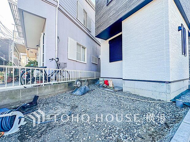 敷地内に駐車スペースがあると、日々の暮らしのをスムーズに運ぶ事が出来ます。