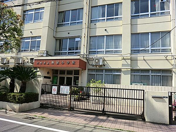 川崎市立苅宿小学校　400m　
