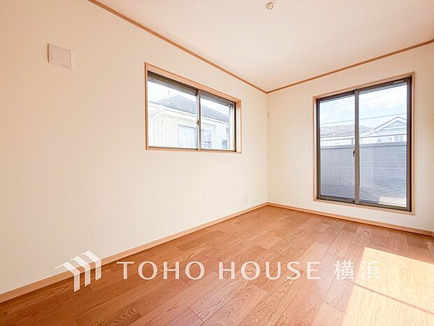 通風・採光にも優れ、プライベートな自分時間を快適に過ごせるお部屋。(1号棟)