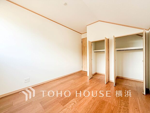 収納スペースもあり、生活しやすい居住スペースです。（1号棟）