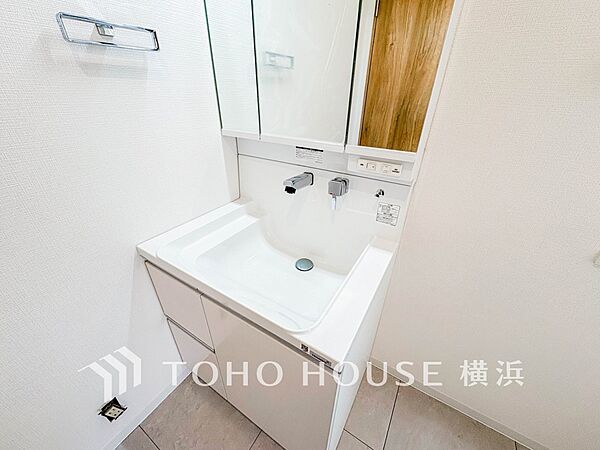 ご家族の1日が始まり、1日の終わりを締めくくる洗面空間。