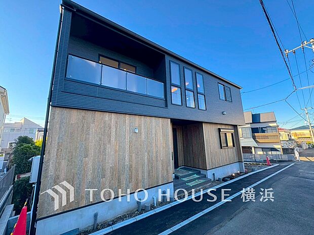 暖かな陽光と爽やかな風がハーモニーを奏でる上質な空間を愉しむ暮らし。