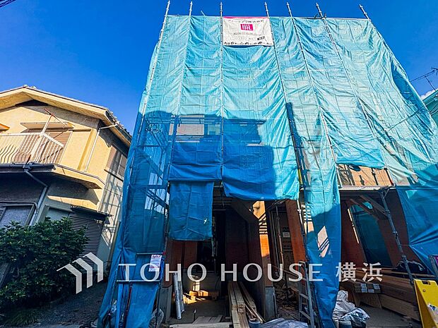 街と住まいが心地よい暮らしを演出します。（2025年11月撮影） A号棟 