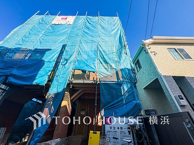 表現された空間は豊かな光と風を纏い、暮らしの時間を豊かに。（2025年11月撮影）（B号棟）