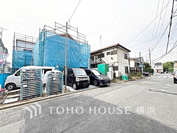 表現された空間は豊かな光と風を纏い、暮らしの時間を豊かにしてくれます。(2025年11月撮影)