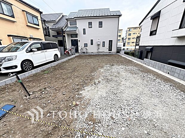 街並み全体のデザインへの拘りと充実した設備はきっとご満足いただける筈。(2025年11月撮影)