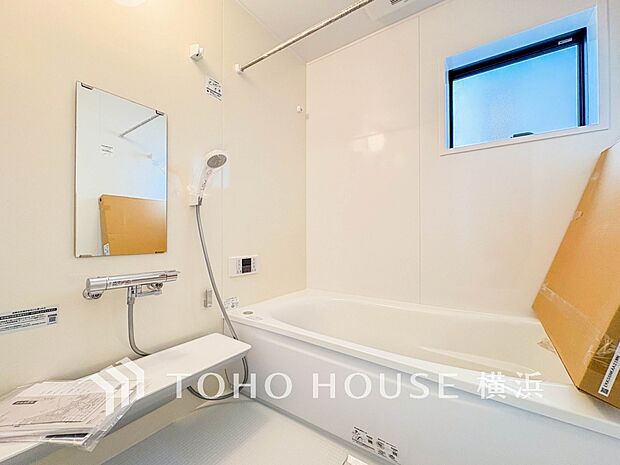 一日の疲れが癒される優雅な時間を堪能できるゆとりあるバスルームです。