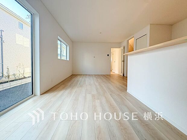 家族と過ごす時間を大切にしたい方にぴったりの明るくゆとりある住空間です。