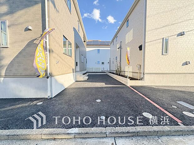 十分な広さのカースペースは、お車2台分の広さがあります。