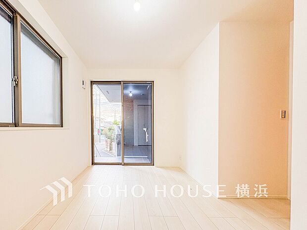 感性を育むプライベートルームはシンプルでスマートな空間。