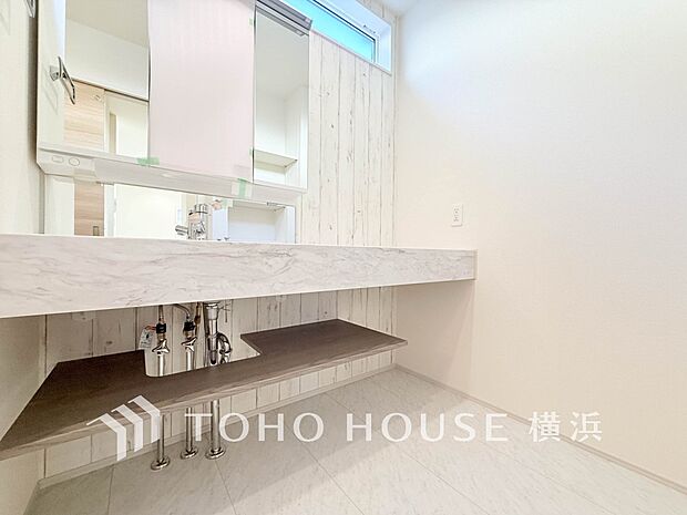 一日の始まりと終わりを心地よく演出してくれる、多彩な機能が備えられたパウダールーム。