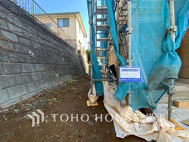 お住まいの顔となる玄関。住まう方のプライドを満たすクオリティを備えています。（2025年12月撮影）