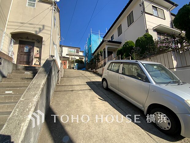 美しい街並みと穏やかな住環境でやすらぎの暮らしを叶えます。（2025年12月撮影）