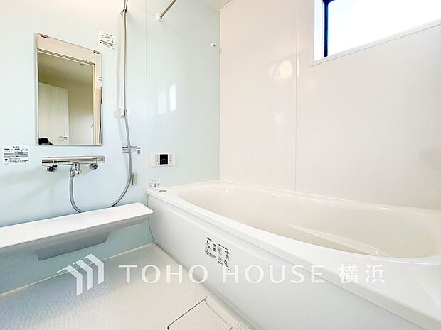 一日の疲れが癒される優雅な時間を堪能できるゆとりあるバスルームです。