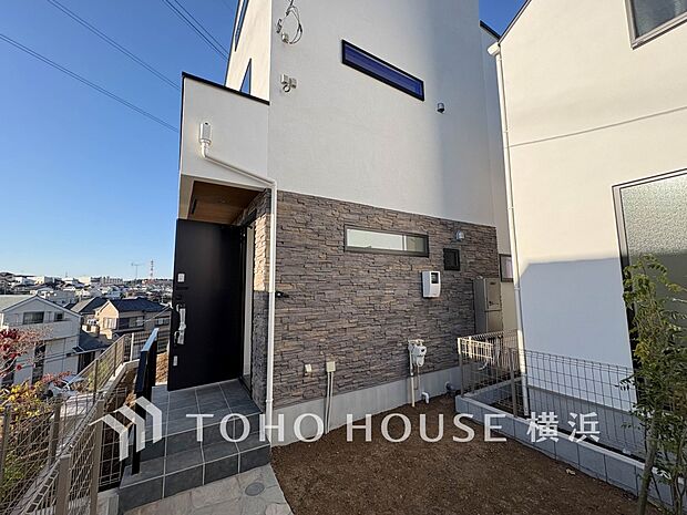 少しでも豊かに、少しでも快適に。そんな想いから生まれた邸宅。(2025年11月撮影)