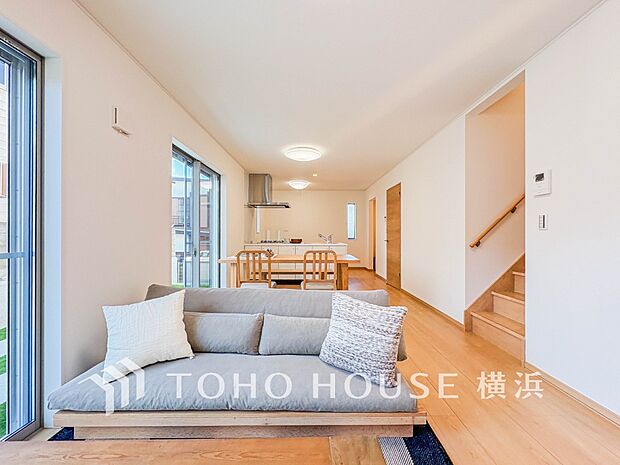 家族の一体感を感じられる広々スペース。家族と過ごす時間を大切にする方にぴったりのゆとりの住空間。