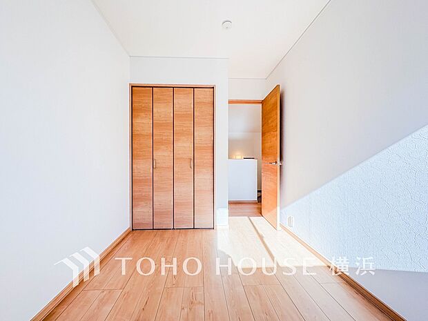 子供部屋にも嬉しい全居室収納スペース。お部屋が広々使用できます。