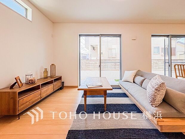 集いの場、憩いの場としての快適性を求めたやすらぎの空間です。