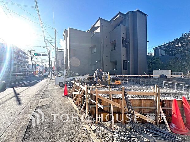 快適さや豊かさはもちろん、未来まで考えた家造りをテーマに建築されます。(2025年12月撮影)