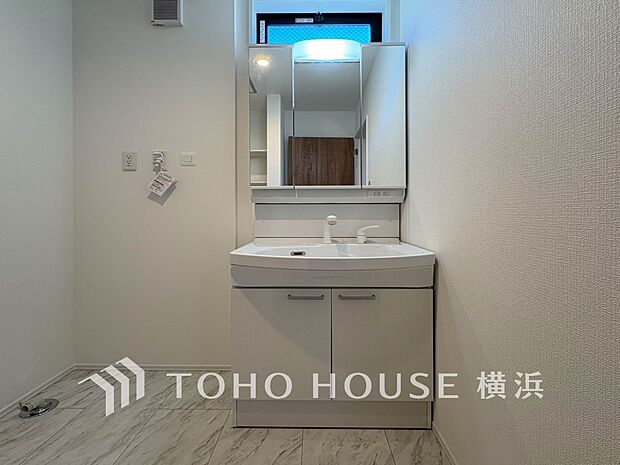 ご家族の1日が始まり、1日の終わりを締めくくる洗面空間。