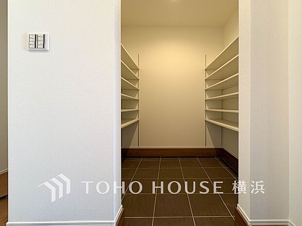 シューズインクローゼット完備でたくさんの靴をしっかり収納。