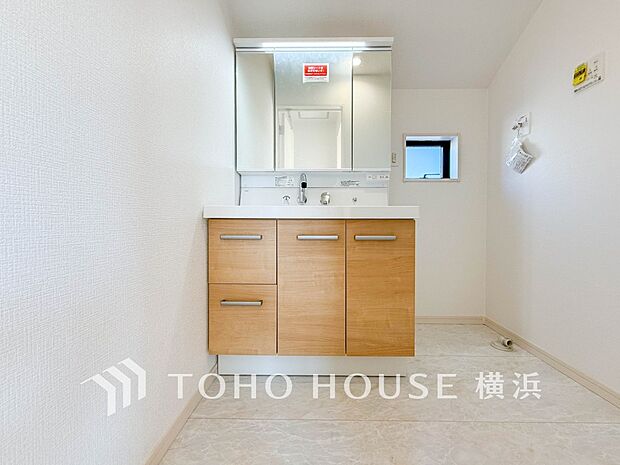 ご家族の1日が始まり、1日の終わりを締めくくる洗面空間。