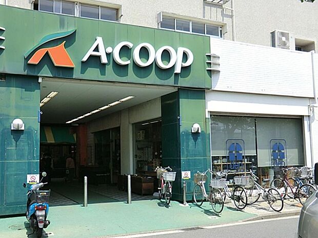 A・コープ金沢店　650m　国産農畜産物にこだわりのあるスーパーマーケット。食卓を飾る新鮮な食材が揃います。 
