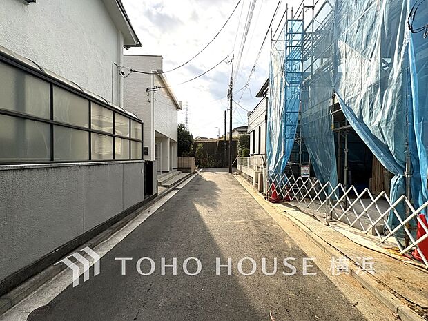 駅やお買物、教育施設が徒歩圏に揃う便利な住環境で永住の地に相応しい立地です。(2025年12月撮影)