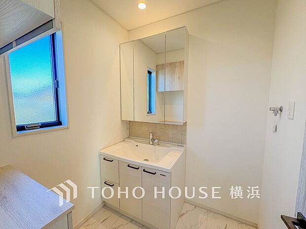 一日の始まりと終わりを心地よく演出してくれる、多彩な機能が備えられたパウダールーム。