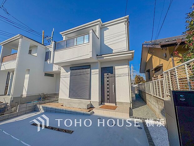 時代の流れに惑わされないシックなカラートーンで街並みに溶け込む外観。