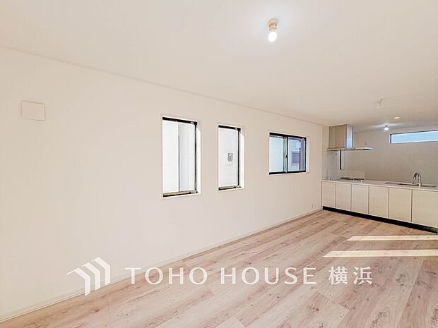 ここにはみんなが集い、食事と楽しい会話が始まるスペース。