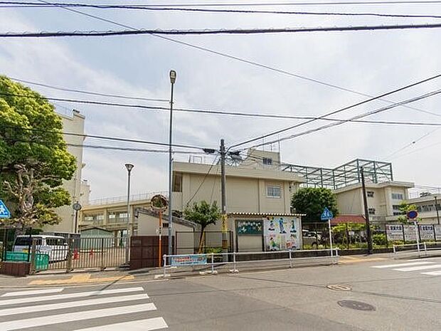 横浜市立万騎が原中学校　850m　 