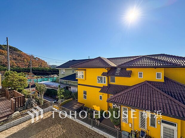 開放的で気持ちの良い眺望と青い空を満喫できます。