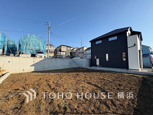 街と住まいが心地よい暮らしを演出します。（2025年12月撮影）