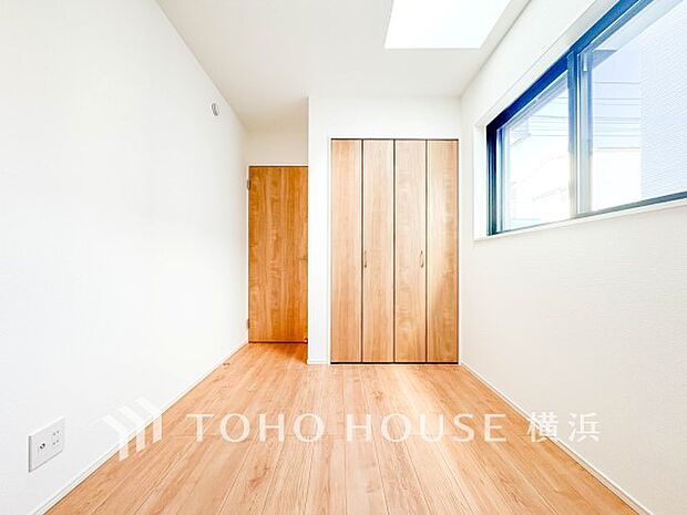 収納スペースもあり、生活しやすい居住スペースです。