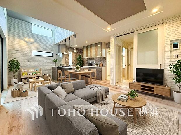 日当りの良い明るいリビングは、家族の笑い声に満ちています。（家具はAI加工です）